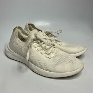 Fabletics Easton all white knit sneakers size 10‎